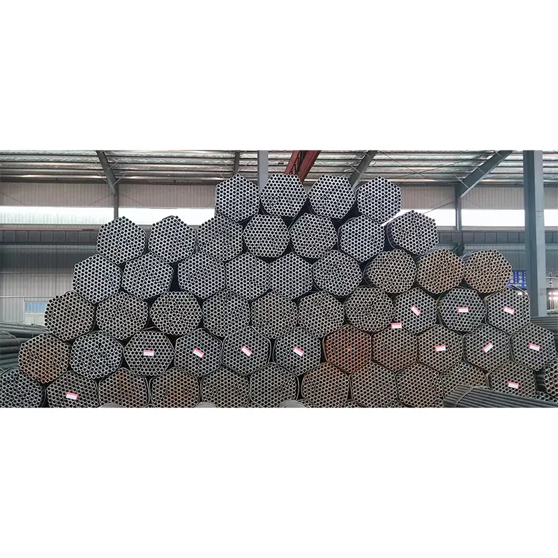 Zwarte ronde stalen buis